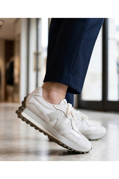 【mirinさん専用】New Balance 327 スニーカー ホワイト New Balance 327 Kadın Günlük Ayakkabı Sneaker Beyaz - Fiyatı