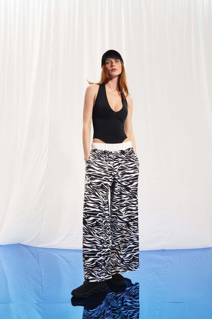 Black Ecru Zebra Patterned Wide-Leg Trousers 17350