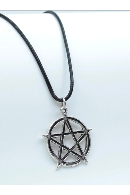 Pentagram Yıldızı Deri İp Kolye