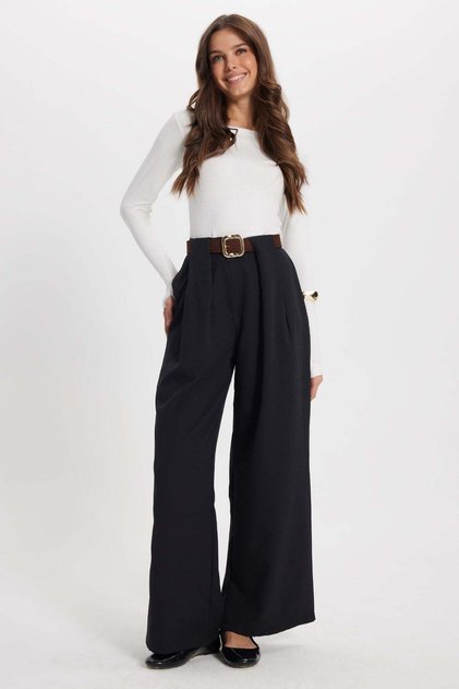 Women's Relax Fit Comfortable Cut Pleated Double Pocket Belted Black Trousers