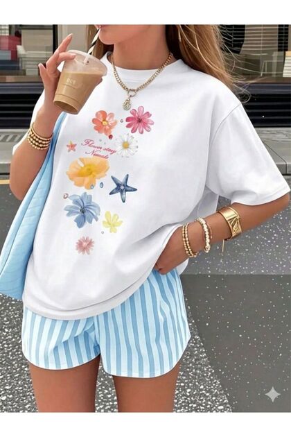 Women's Colorful Small Daisy Printed T-Shirt