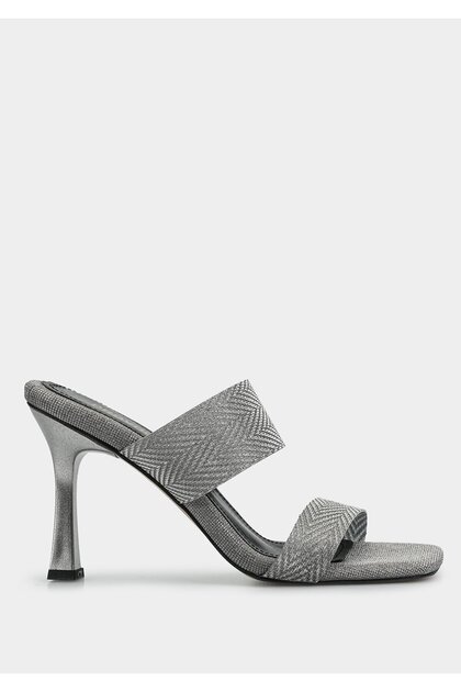 Â Black Women's Slippers