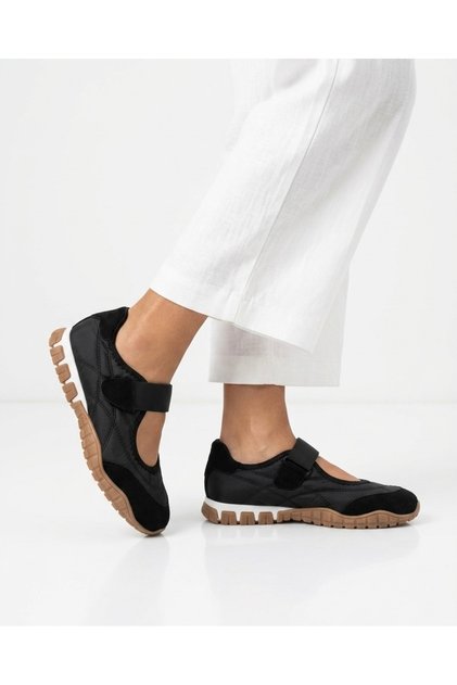 Kadın Renkli Tabanlı Cırtlı Ortopedik Sneaker Yürüyüş Ayakkabısı