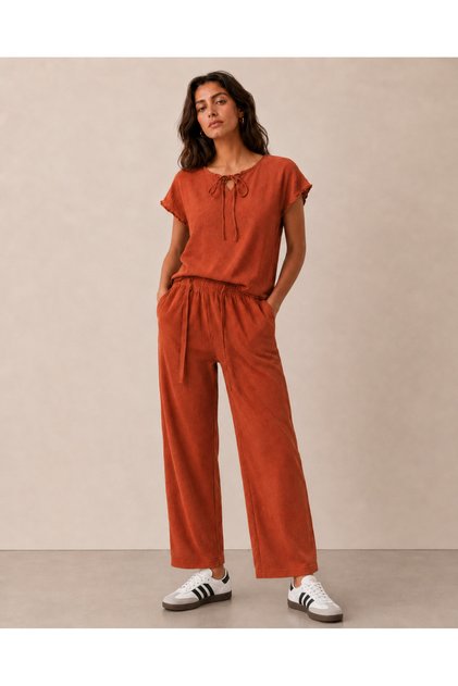 Women's Loose Blouse and Straight-Leg Pants Set Casual Comfortable Two-Piece Set