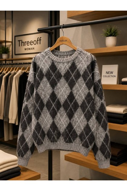 Women's Diamond Patterned Oversize Knitwear Sweater with Crew Neck, Soft Textured