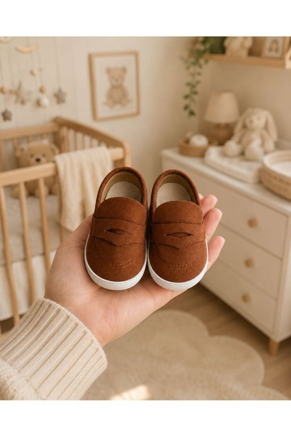 Brown Baby Shoes (Size 18-19)
