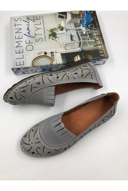 Wots Genuine Leather Ballet Flats