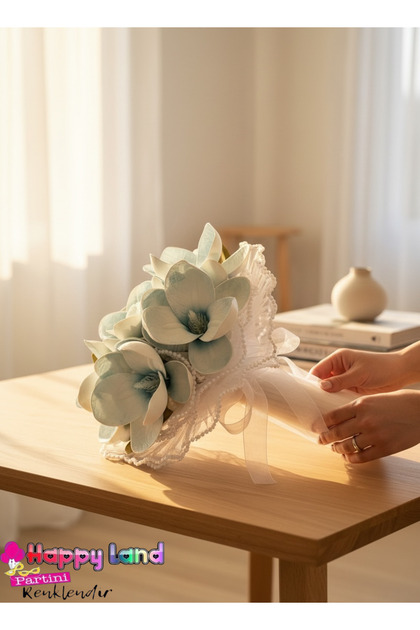 باقة زهور العروس من التول الأبيض المزخرف بالكشكشة وشبكة الزهور (300×27 سم)