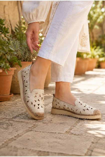 Beige Women's Daisy Patterned Poly Orthopedic Summer Shoes Vdz03034