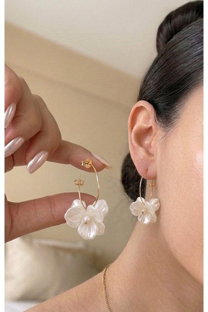Three-Dimensional Three-Flower Stylish Women's Earrings | Does Not Darken | Women's Earrings with Gift Box