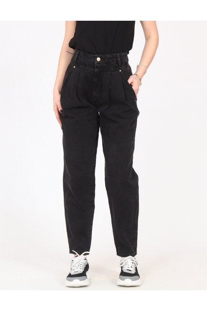 Blugi, Negru