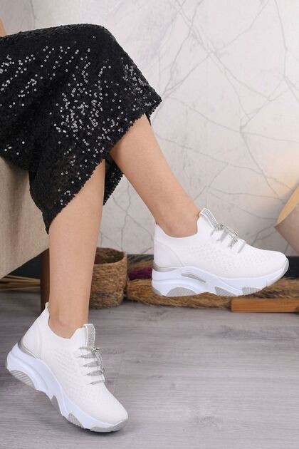 Jules White Knitwear Women's Sports Shoes