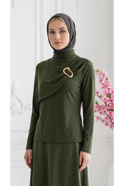 Women's Buckle Collar Sandy Long Sleeve Blouse