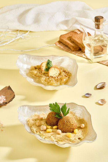Scalla 2 Piece White Pearl Fan Glass Appetizer Serving Plate Set - 2 Pieces