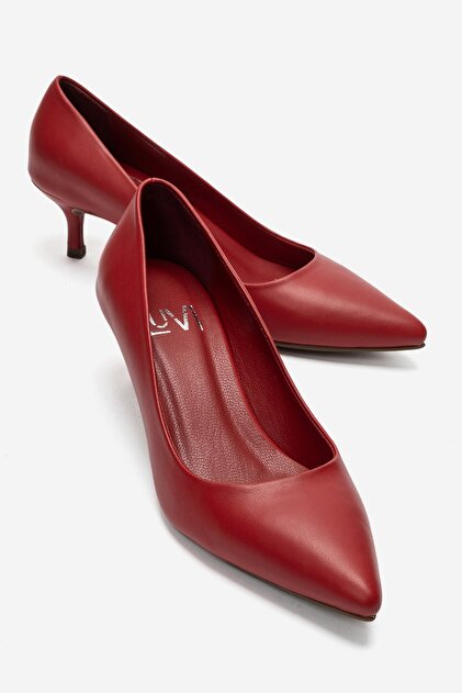 women's red dress shoes low heel Ankle Strap Pointed Toe Pumps 6.5 long activities luvishoes Jalen Red Skin Genuine