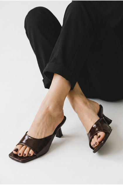 Patent Leather Short Heeled Comfortable Stylish Slippers Light Brown Patent Leather
