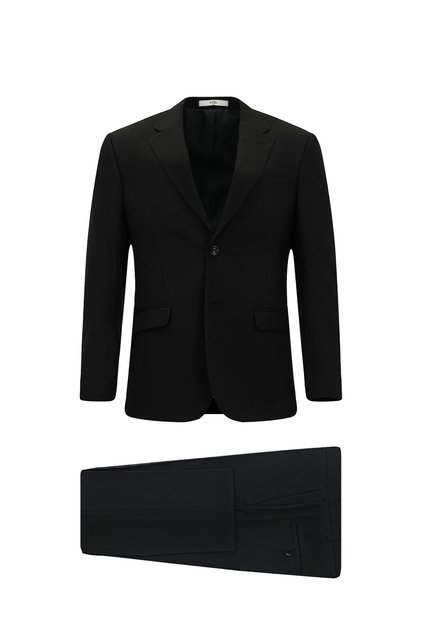 Straight Suit