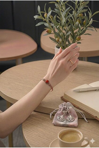 Red Jasper Natural Stone Vintage Women's Copper Bracelet for Leo, Virgo and Scorpio Signs