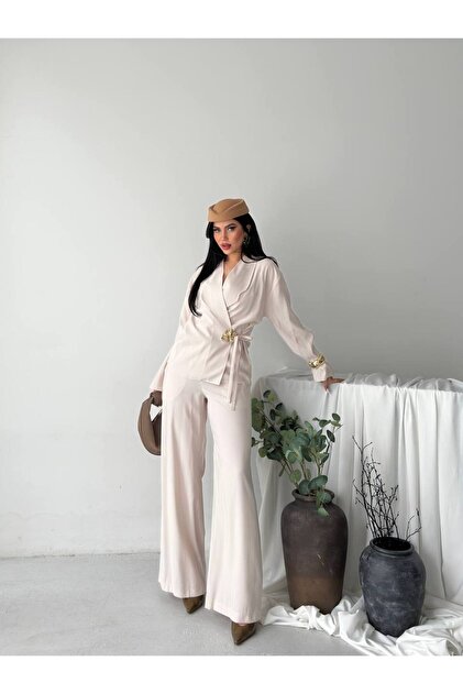 Floral Accessory Detailed Tied Oversized Jacket Trousers