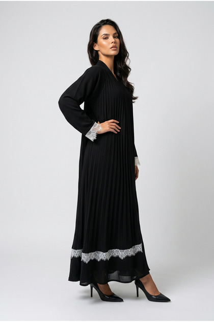 Abaya KluÅŸ Kaserat White Lace Wrap, Suitable for All Seasons.
