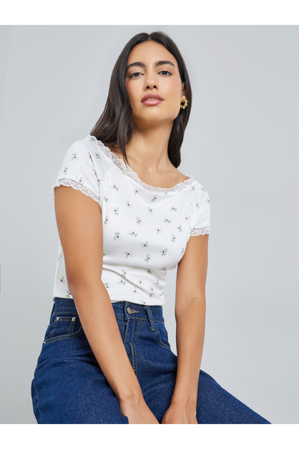 Pointelle Boat Neck Lace Trim T-Shirt