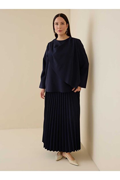 Asymmetrical Cut Detailed Plus Size Blouse - Navy Blue - Exclusive