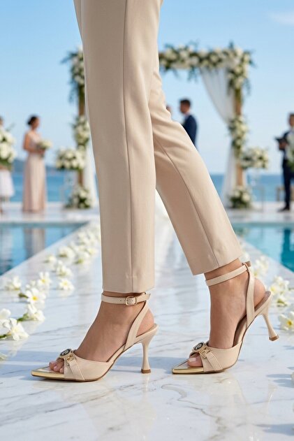 Pierre Cardin Beige Patent Leather Lightweight Thin Heeled Women's Evening Dress Shoes Pc-55811 Z