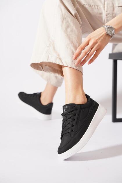 Noperte maskaret women's athletic shoes - black & white