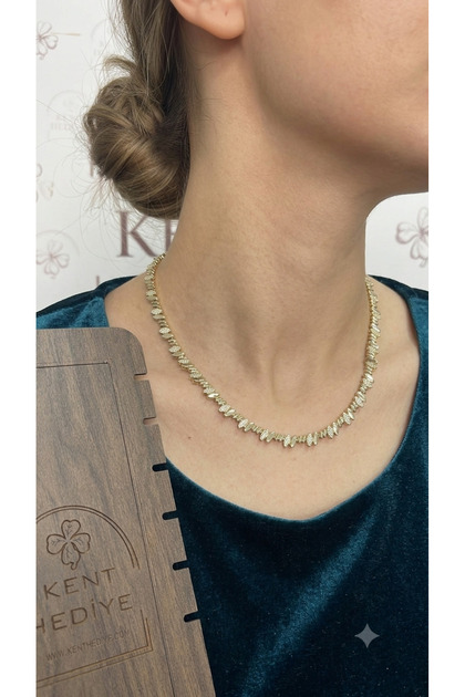 Gold Renk Mekik Model Zirkon Taşlı Kadın Gerdanlık Kolye