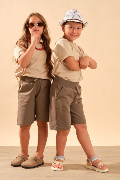 Unisex Children's Cotton Shorts with Elastic Waist and Pockets 9050 Brown