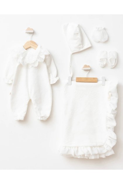 Organic Luxury Full Set with Coated Shoes Baby Girl 100% Cotton Blanket Romper Set Pugi Newborn Baby Set