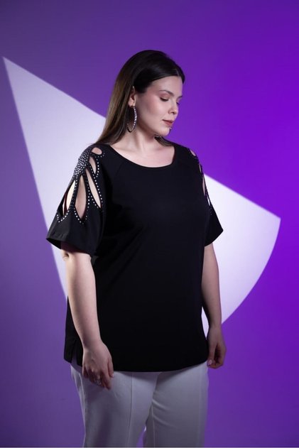 Women's Plus Size Shoulder Drop Detailed Blouse
