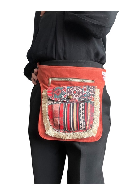 Ethnic Pattern Waist Bag Special Design Tassel Bag