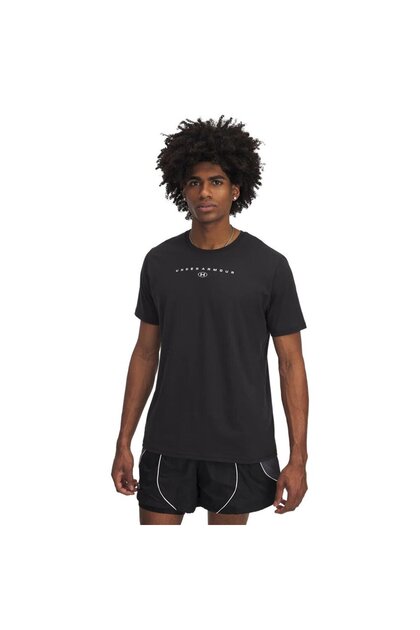 Tricou cu logo suprapus