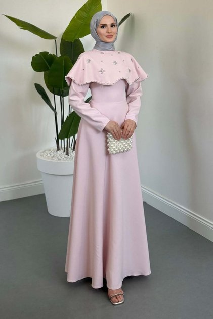 Olena Seyyar Pelerinli Abiye Pudra