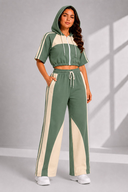Women's Premium Summer Oversize Two-Piece Tracksuit Set - Hooded, Zippered, Short Sleeves, Loose Legs, Sporty Stylish Set