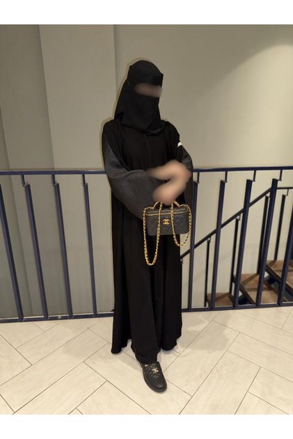 Sedra Abaya, Luxurious Design in Two Outstanding Shades
