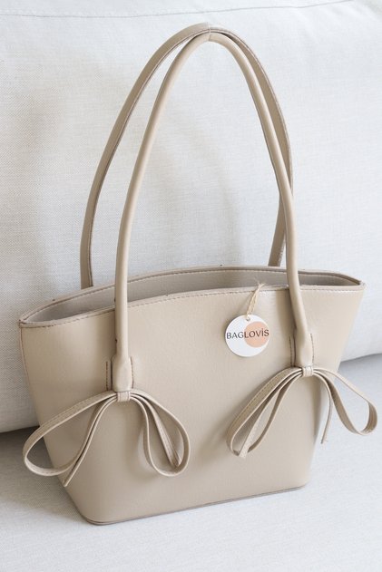 Soft Leather Shoulder Bag with Lace Detail, Large Internal Volume, Shoulder Bag En33 Size23