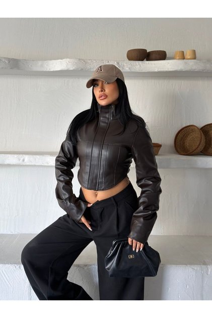 Trend Street Wear Belden Oturmali Korse Detail Crop Leather Jacket Coat -Trendy Streetwear Fitted Faux Leather Cropped Jacket with Corset Detail