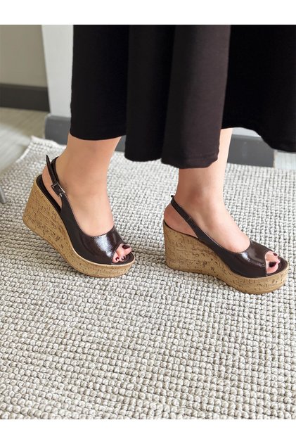 Women's Fenni Brown Patent Leather 10 cm Cork Sole Shoes, Pack of Wedge Heel