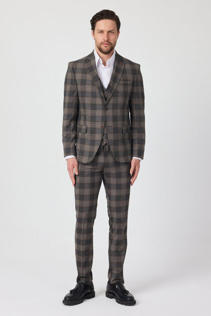 Tarcisi Men's Light Brown Plaid Mono Collar Polyviscon Fabric Jacket+Pants+Vest Slim Fit Suit