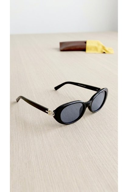 Women's Sunglasses Uv400 Protection New Season Retro Vintage 52 Ekartman with Case and Cloth Gift