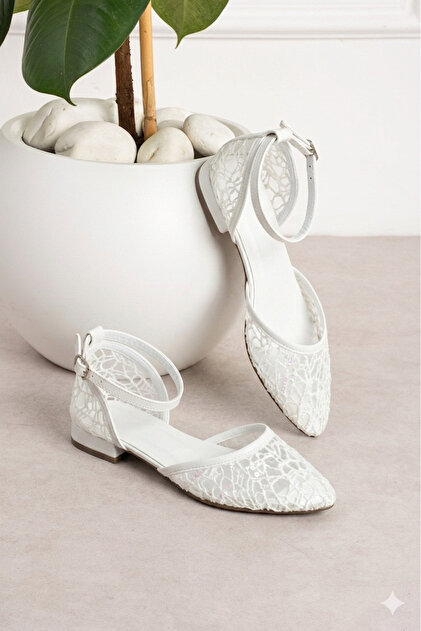 CICIKIZ Lema, Closed Toe Mesh Upper Shoes with Lace Embroidery and