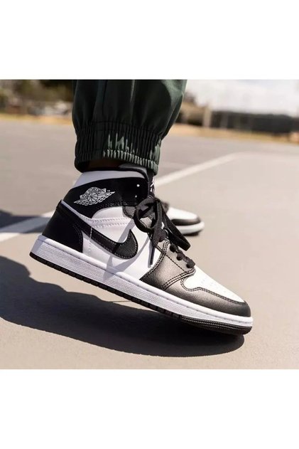 ⭐︎２８日まで価格⭐︎ Air Jordan 1 Mid Black White Nike Air Jordan 1 Mid “black/white - Fiyatı