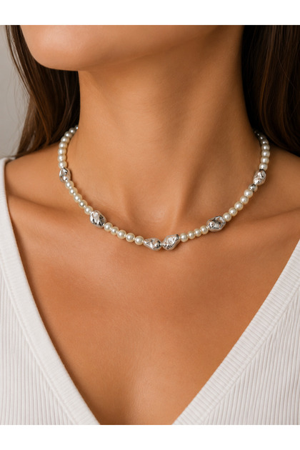 Women's Silver Color Organic Form Detailed Pearl Choker Necklace