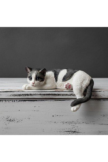 Uzanan Yatan Dekoratif Kedi Biblo