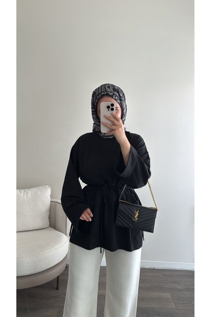 Yandan Yırtmaçlı Sweatshirt