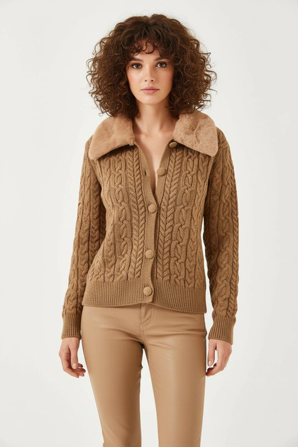 Women's Hair Braided Collar Fur Knitwear Camel Cardigan