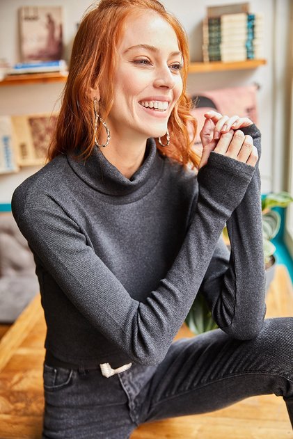 Women's Anthracite Turtleneck Finger Detailed Lycra Crop Blouse BLZ-19001644