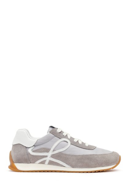 Women's Gray Lace-Up Leather Sneaker 26Pfd220814